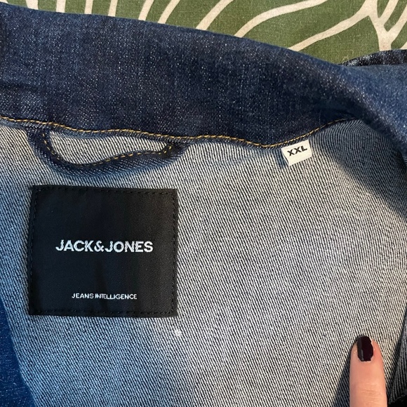 Men’s Jean Jacket - Picture 2 of 2